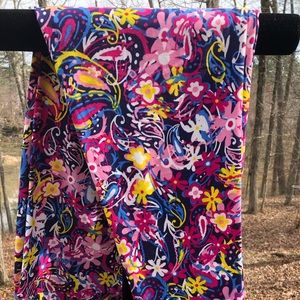 Pretty Paisley Lularoe TC2 Leggings-Never Worn!